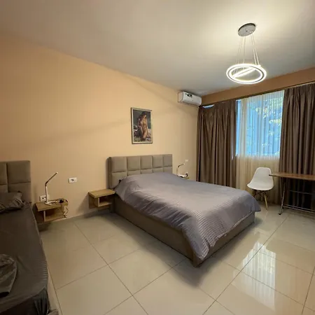 Koa Studio 3 * Korce